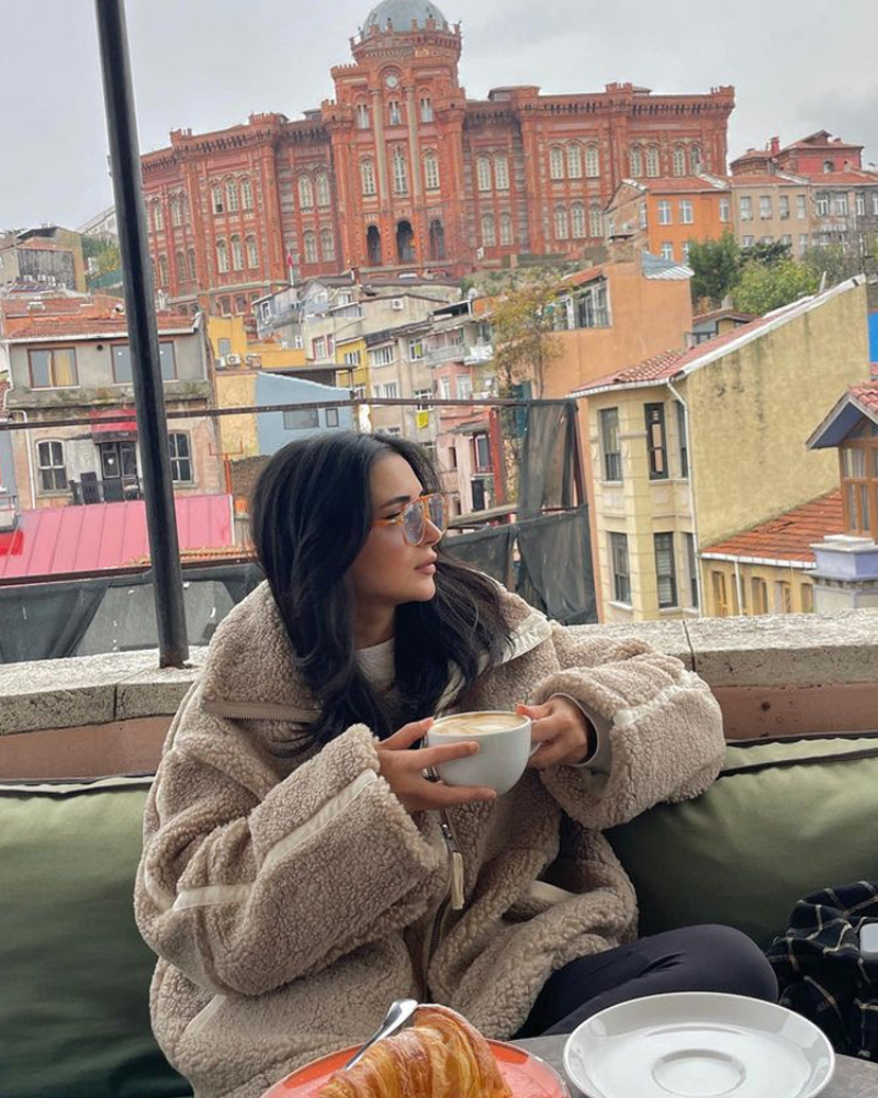 Evi | Warmer und stilvoller Damenmantel