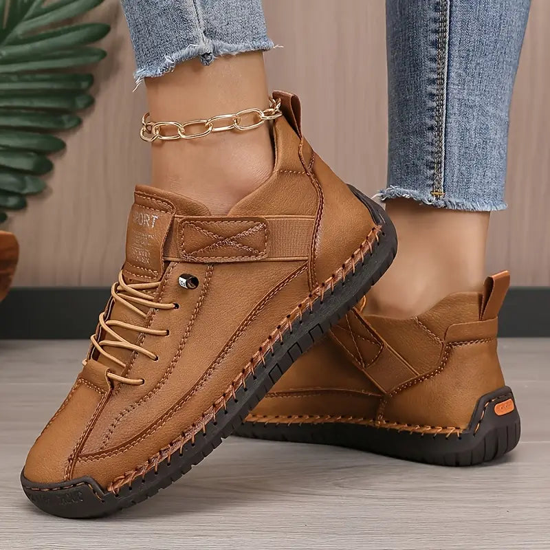 Elira | Bequeme und stützende Turnschuhe